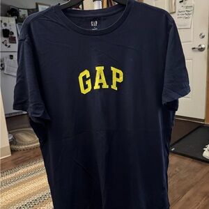 GAP Dark Blue Tee with Bright Yellow Logo
